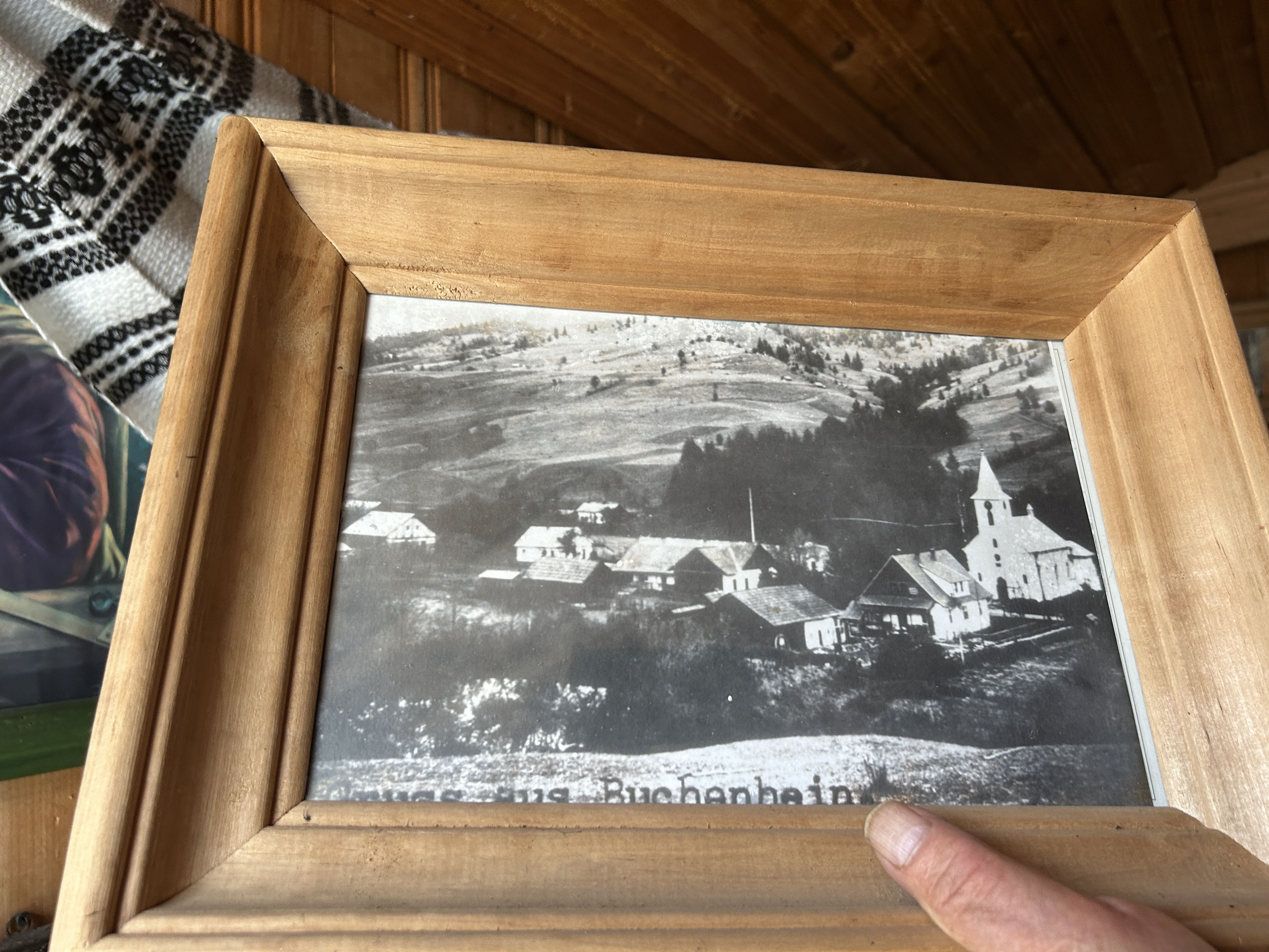 Fotografia przedstawiająca Krzyże i kapliczki przydrożne na Bukowinie