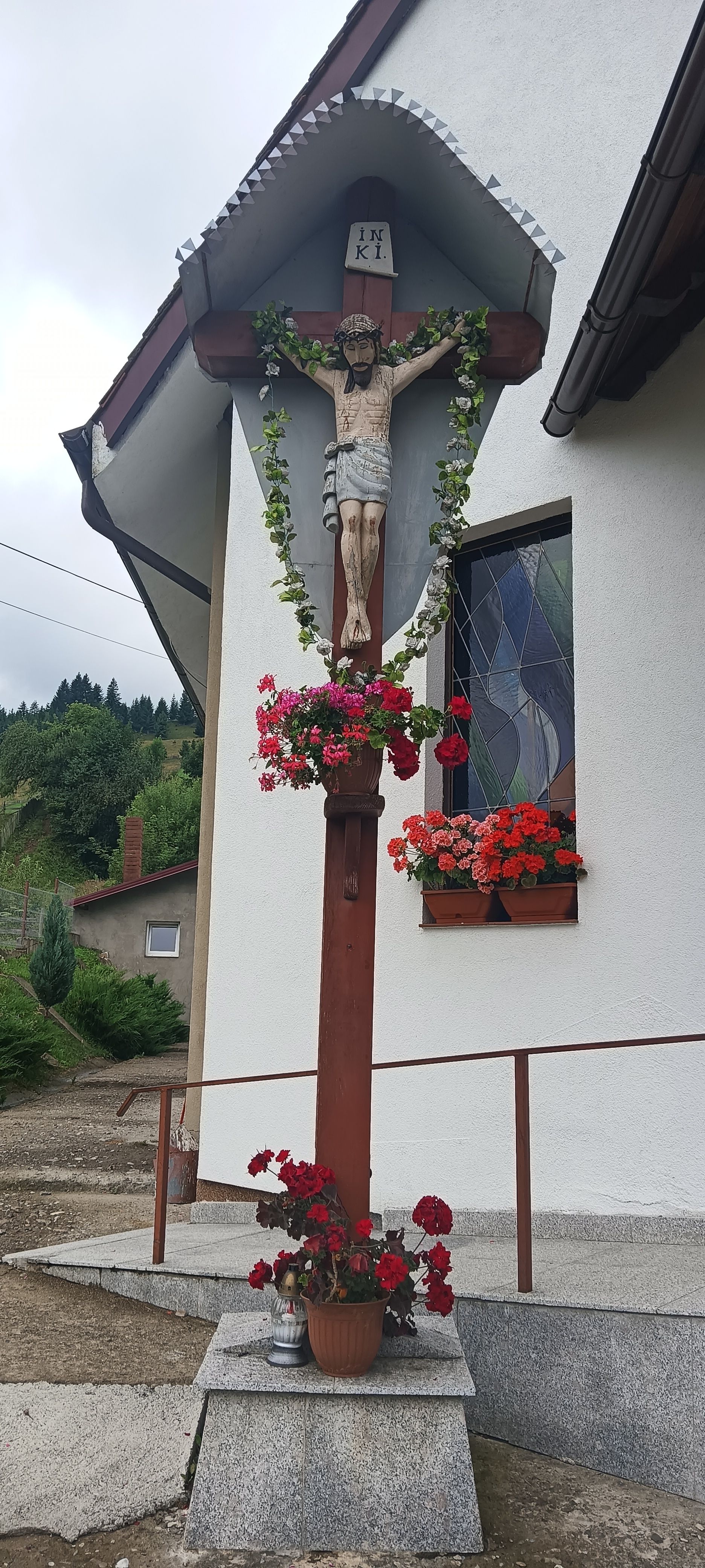 Fotografia przedstawiająca Krzyże i kapliczki przydrożne na Bukowinie