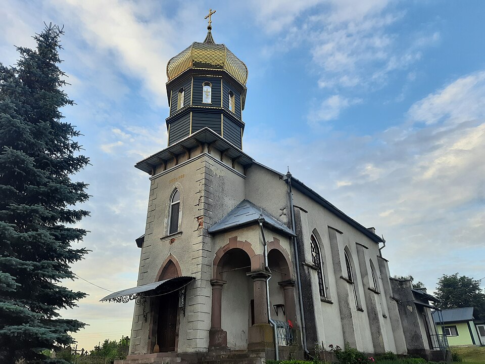 Église orthodoxe des Saints Pierre et Paul à Semenovo