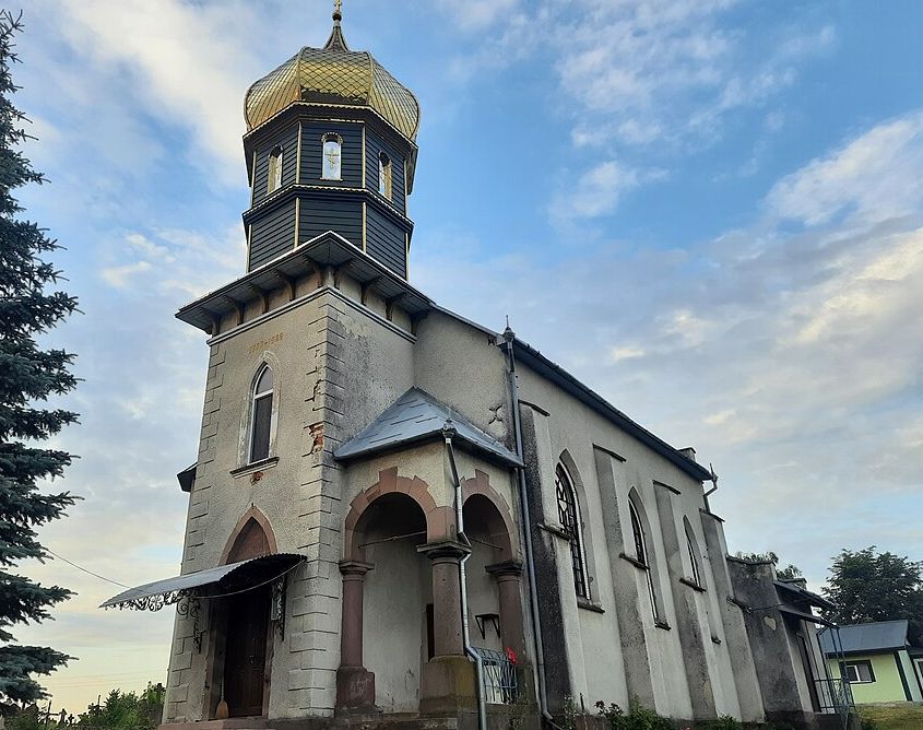 Église orthodoxe des Saints Pierre et Paul à Semenovo
