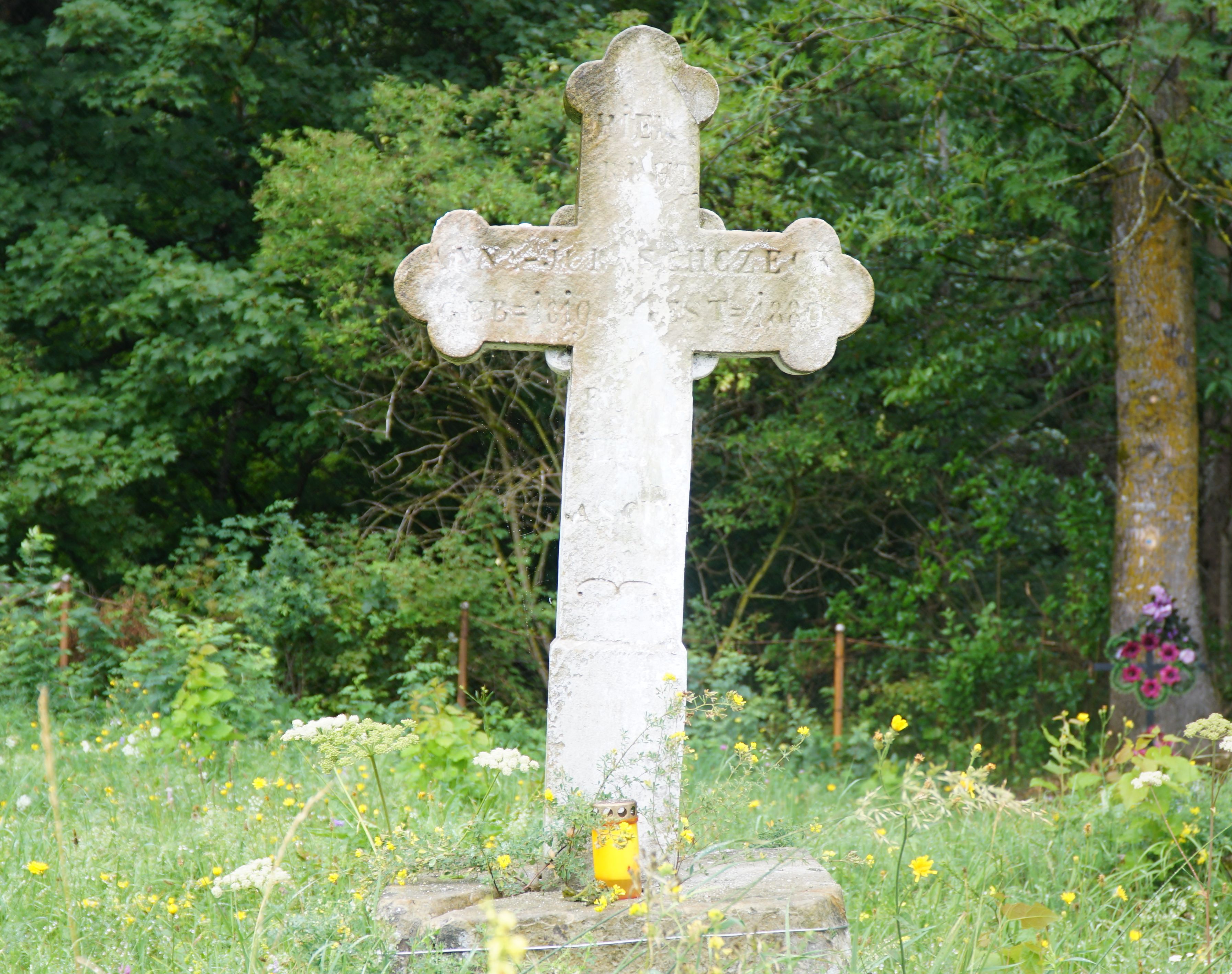Photo montrant Pierre tombale de Anna Jurascheck