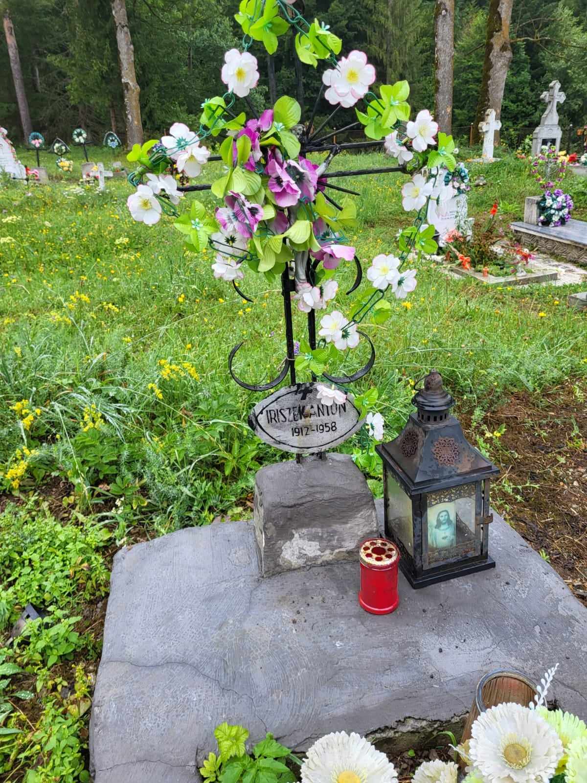Photo showing Tombstone of Anton Iriszek