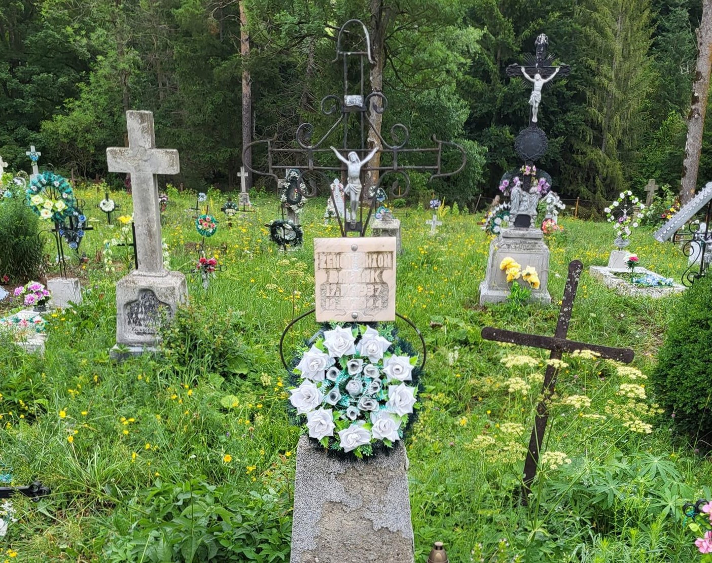Photo showing Tombstone of Zenon Anton Ballak