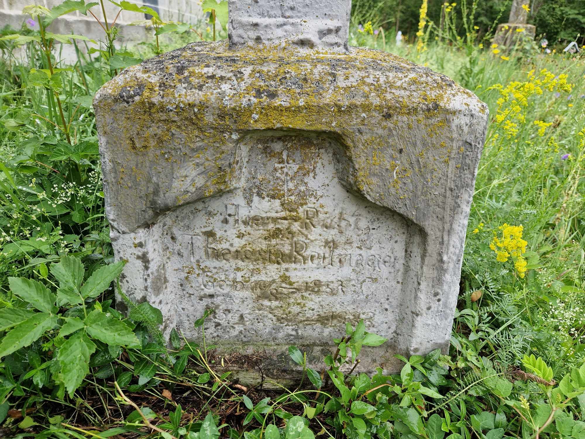 Photo showing Tombstone of Theresia Reitmaaier
