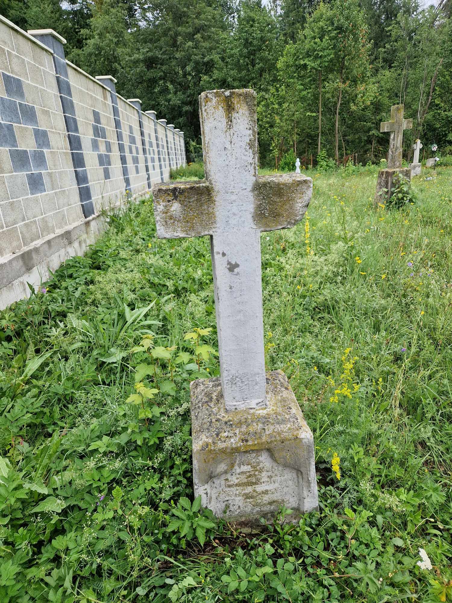 Photo showing Tombstone of Theresia Reitmaaier
