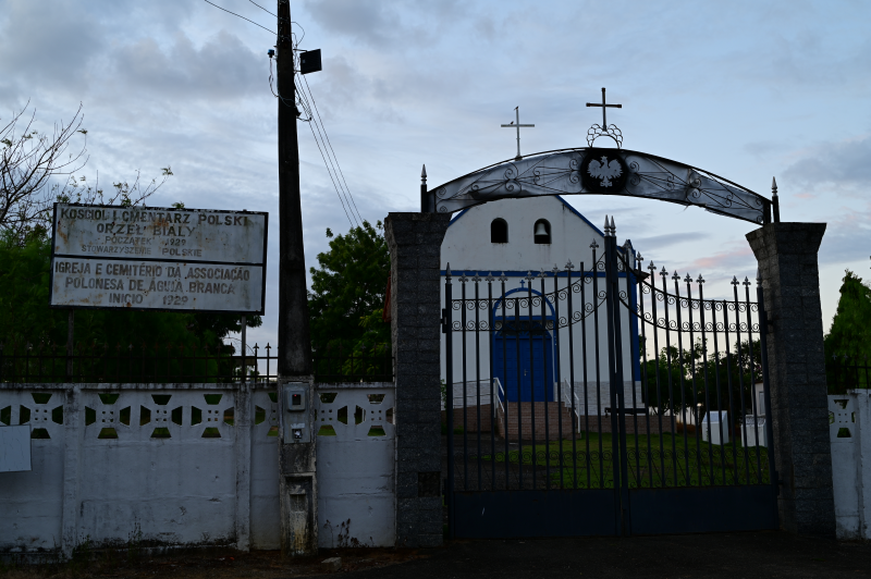 Photo showing White Eagle Cemetery in Brazil