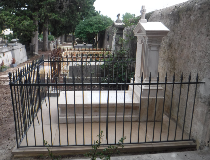 Photo showing Cournonterral (France) - conservation of the tomb of the Święcicki family