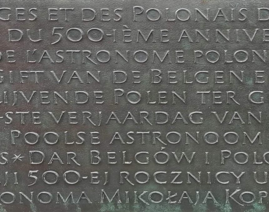 Fotografia przedstawiająca Mikołaj Kopernik i jego upamiętnienia na świecie