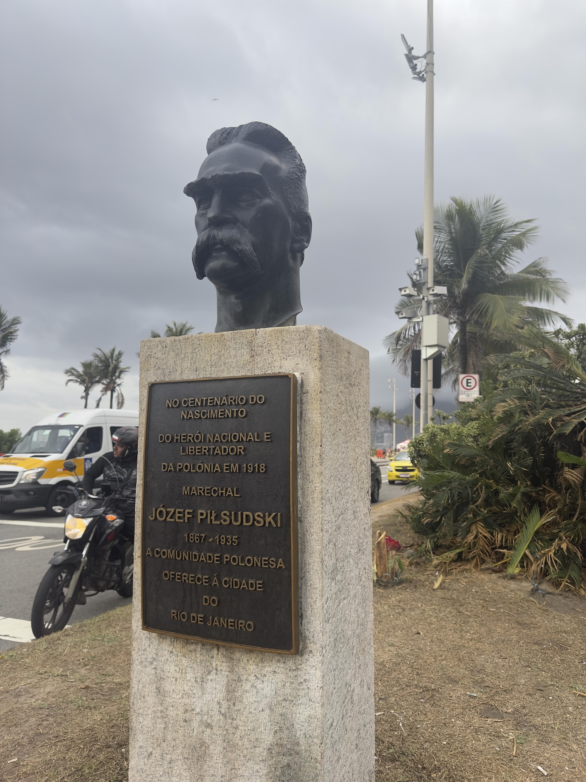 Photo montrant Józef Piłsudski – monuments, plaques commémoratives et autres hommages