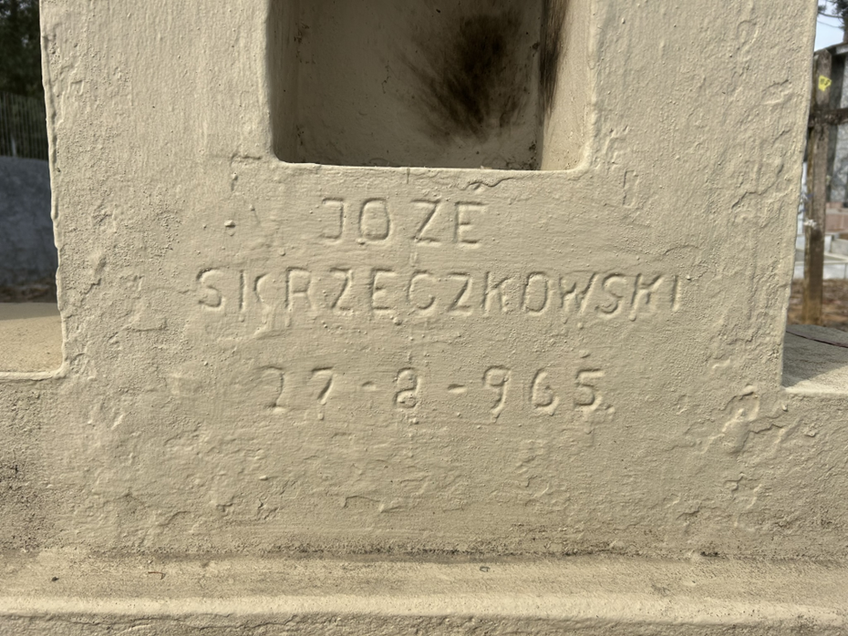 Photo showing Nagrobek Felici i Jose Skrzeczkowskich
