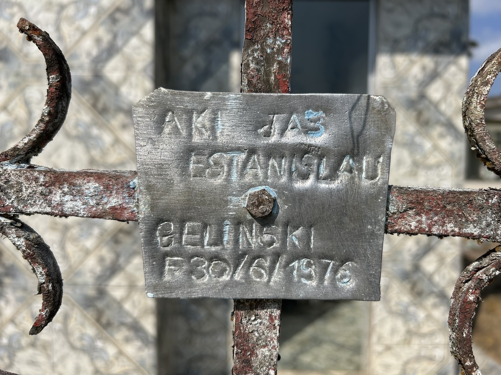 Photo montrant Nagrobek Antoniego, Stanisława i Zofii Zielińskich
