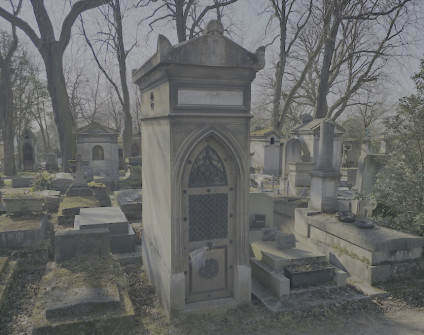 Kapliczka z ostrołukowym wejściem, zwieńczona dachem sarkofagowym i krzyżem w kole. Wewnątrz marmurowy ołtarzyk i witraż z krzyżem. Żeliwne drzwi z kratką i motywem klepsydry.