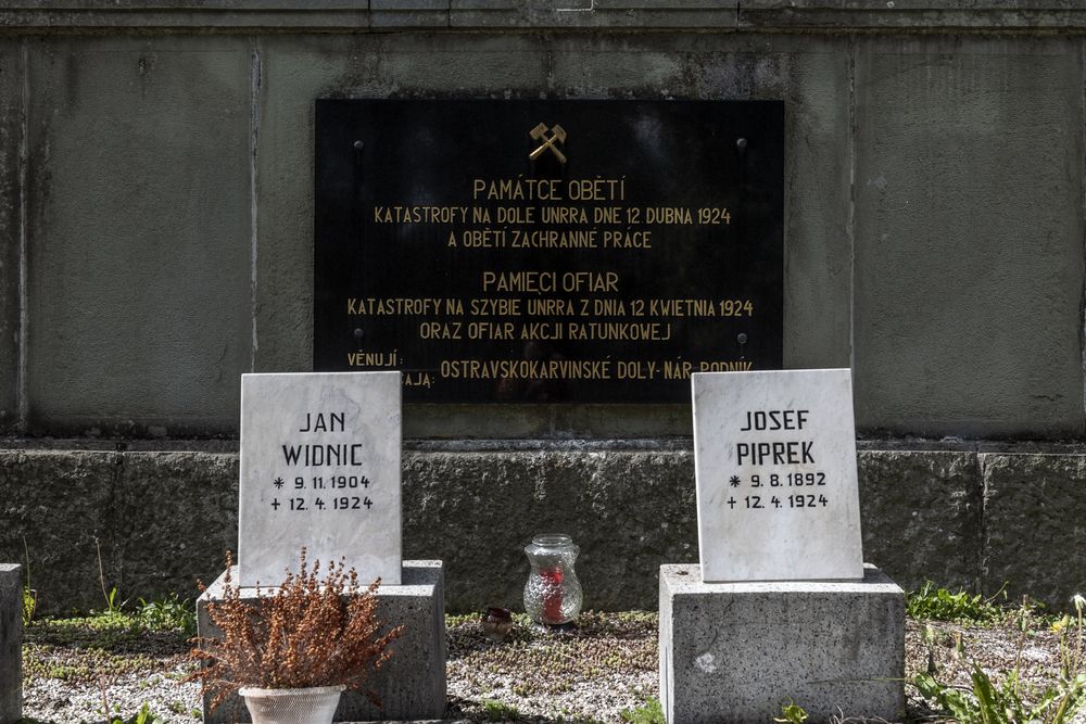 Photo montrant Monuments to the Victims of Mining Disasters