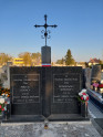 Fotografia przedstawiająca Grób dwóch polskich żołnierzy