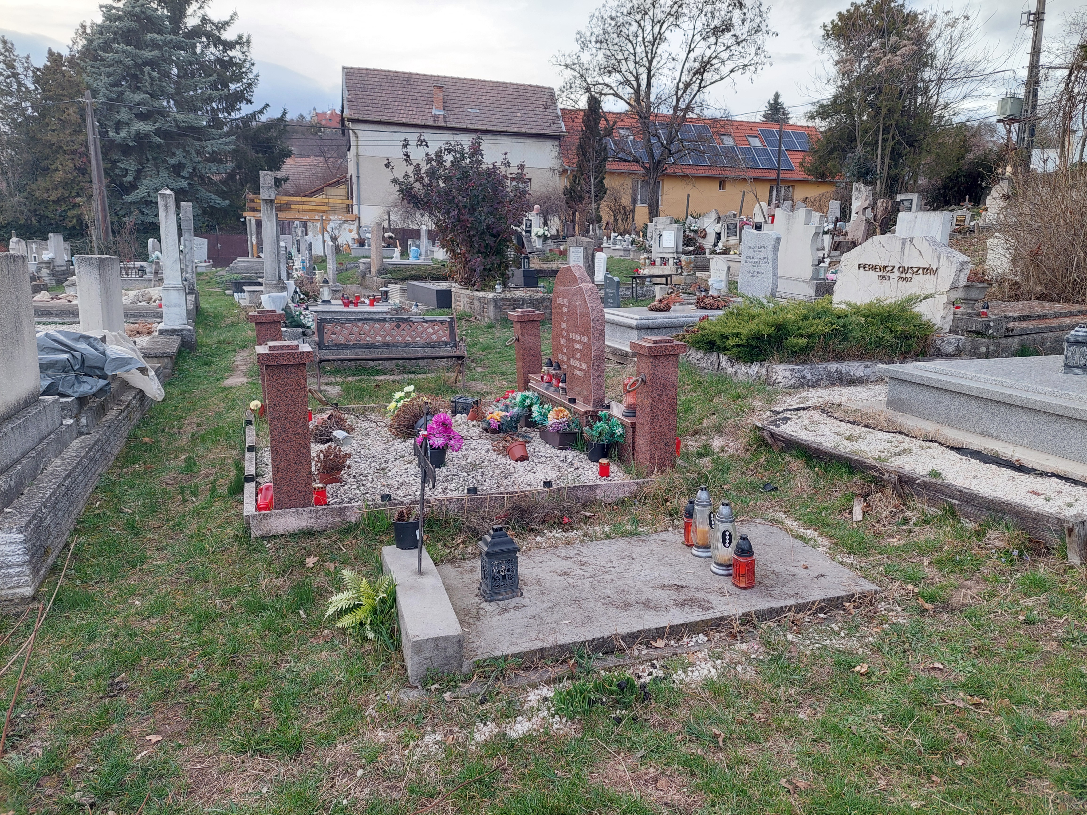 Fotografia przedstawiająca Grób polskiego żołnierza