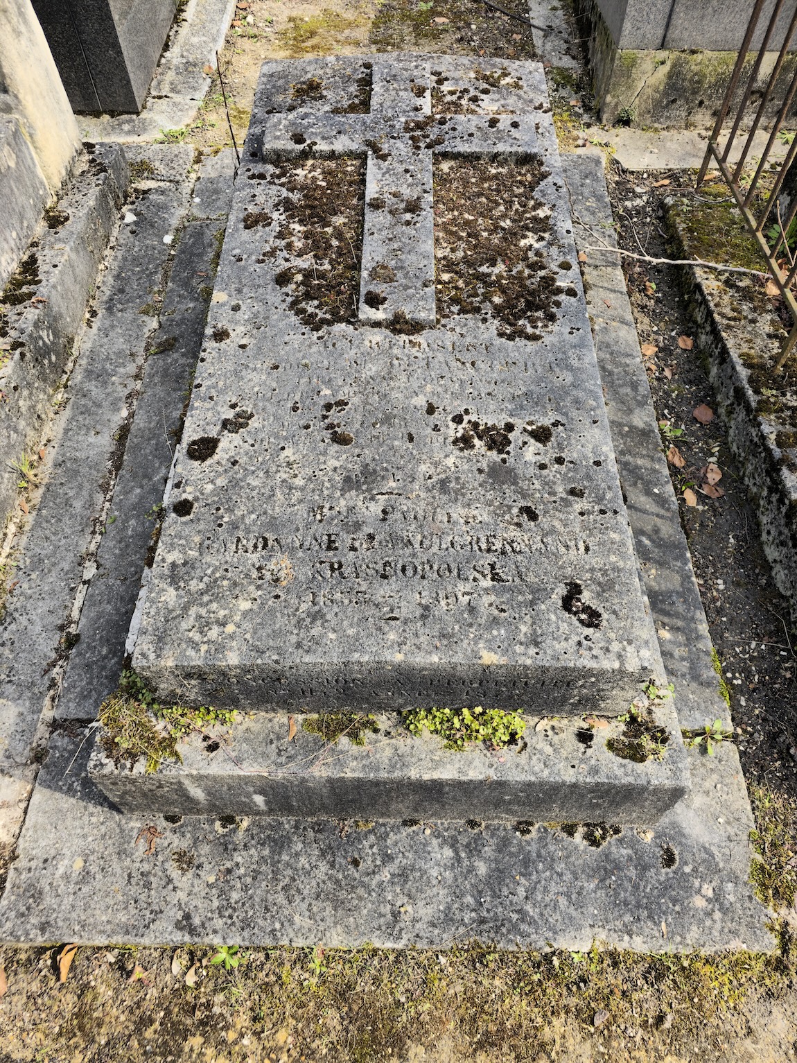 Fotografia przedstawiająca Nagrobek Alphonse’a de Betancourt i Pauliny Krasnopolskiej