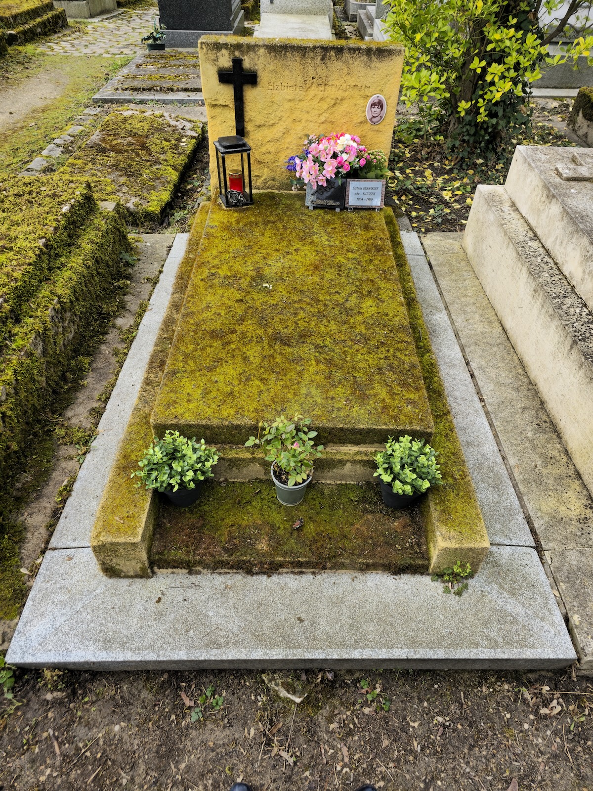 Fotografia przedstawiająca Nagrobek Elżbiety Kuczek