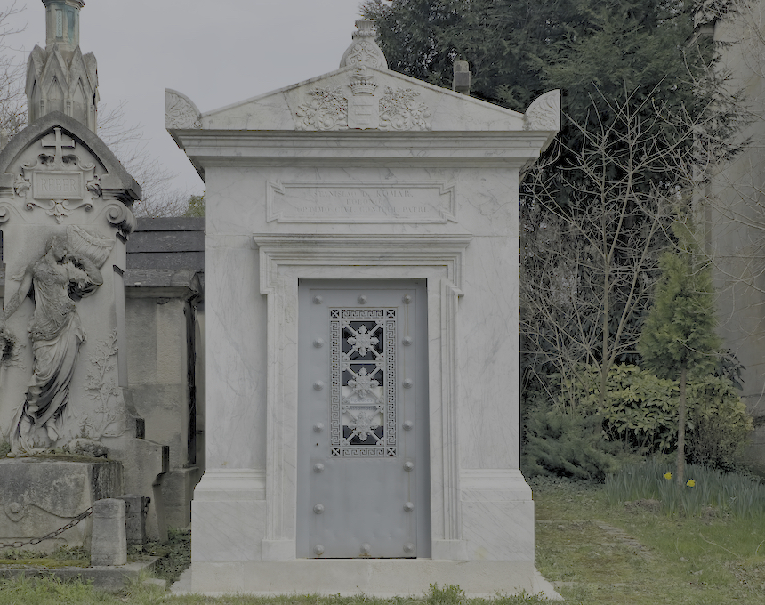 Photo montrant Kapliczka rodziny Komarów oraz Teresy Jaszewskiej i Mikołaja Tyszkiewicza