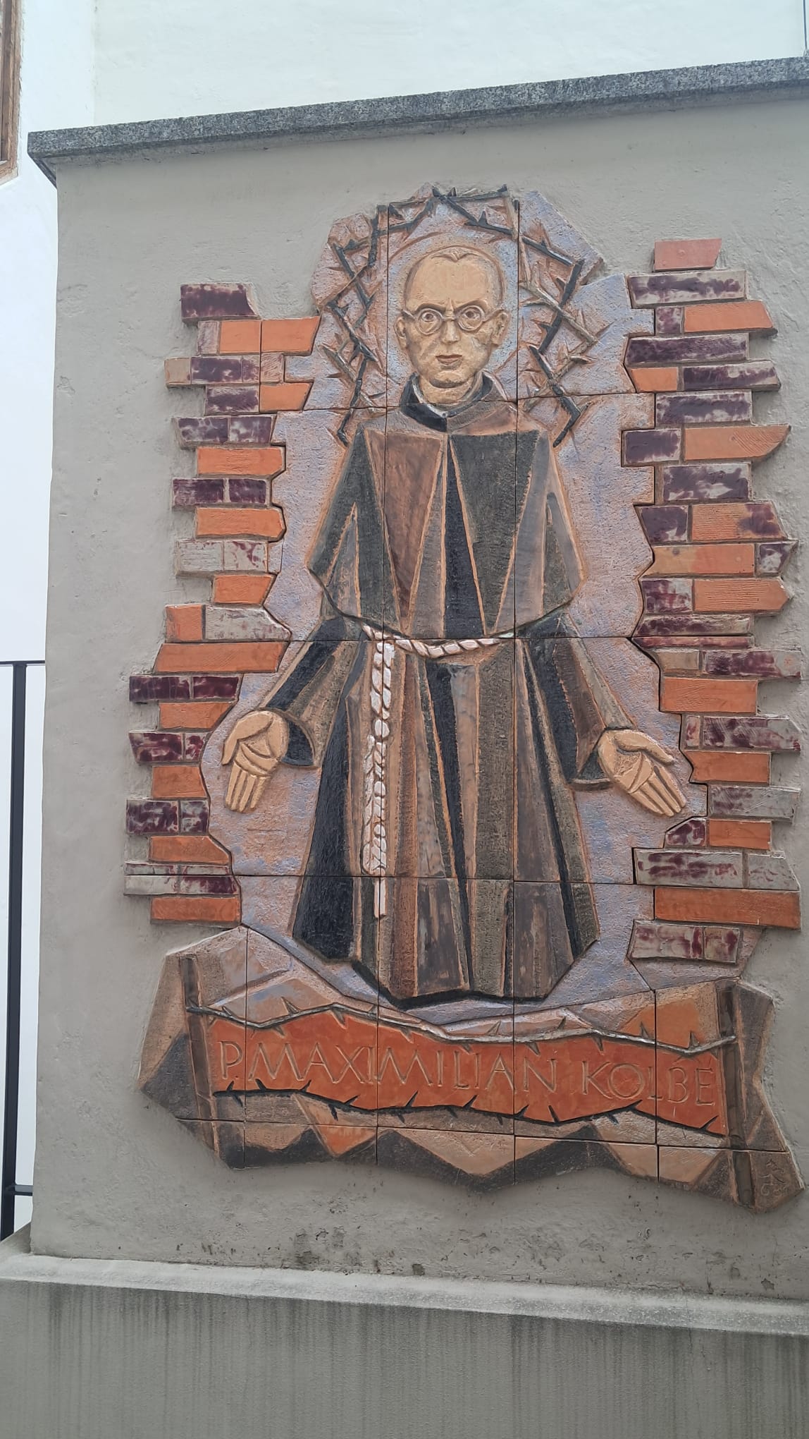 Photo montrant Upamiętnienie Maksymiliana Kolbego w Mariahilferkirche w Grazu