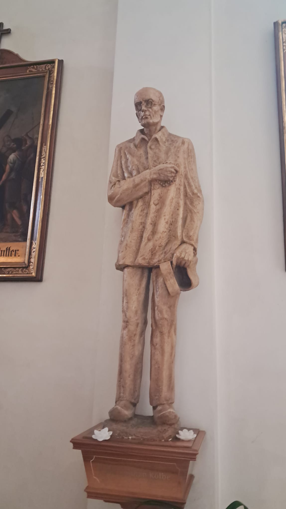 Photo montrant Upamiętnienie Maksymiliana Kolbego w Mariahilferkirche w Grazu