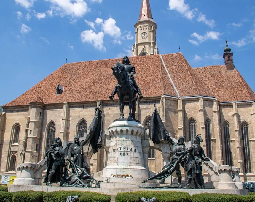 Photo showing Pomnik Macieja Korwina ze Stefanem Batorym w Klużu-Napoce