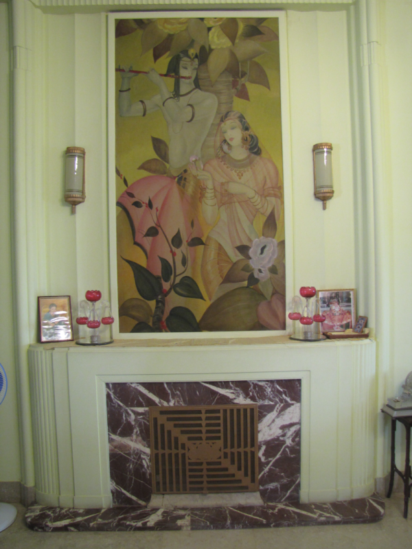 Fotografia przedstawiająca Obrazy Stefana Norblina w pałacu Morvi w Indiach