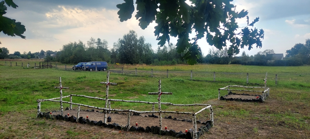 Photo showing Kwatera żołnierzy Legionów Polskich poległych w 1915 r.