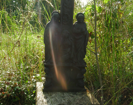 Nagrobek Heleny Paluch, cmentarz w Oleszy, stan z 2007 r.