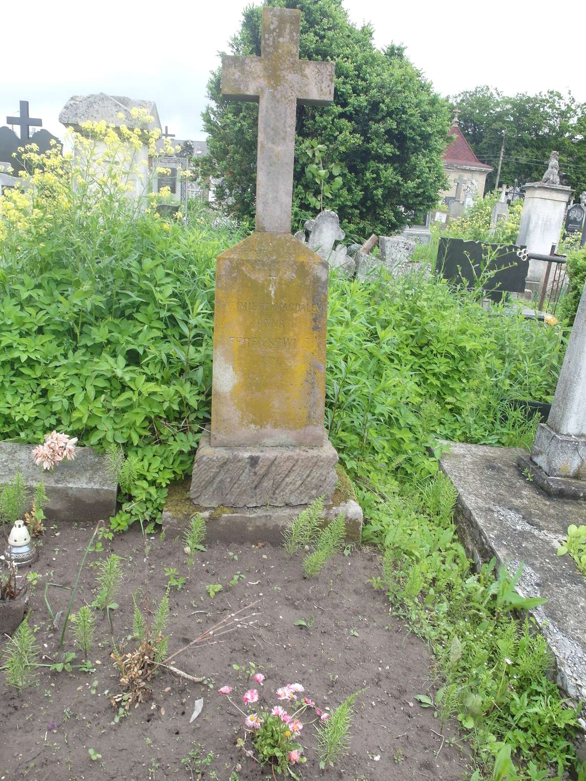 Photo showing Nagrobek Kazimierza i Magdaleny Ferensowiczów