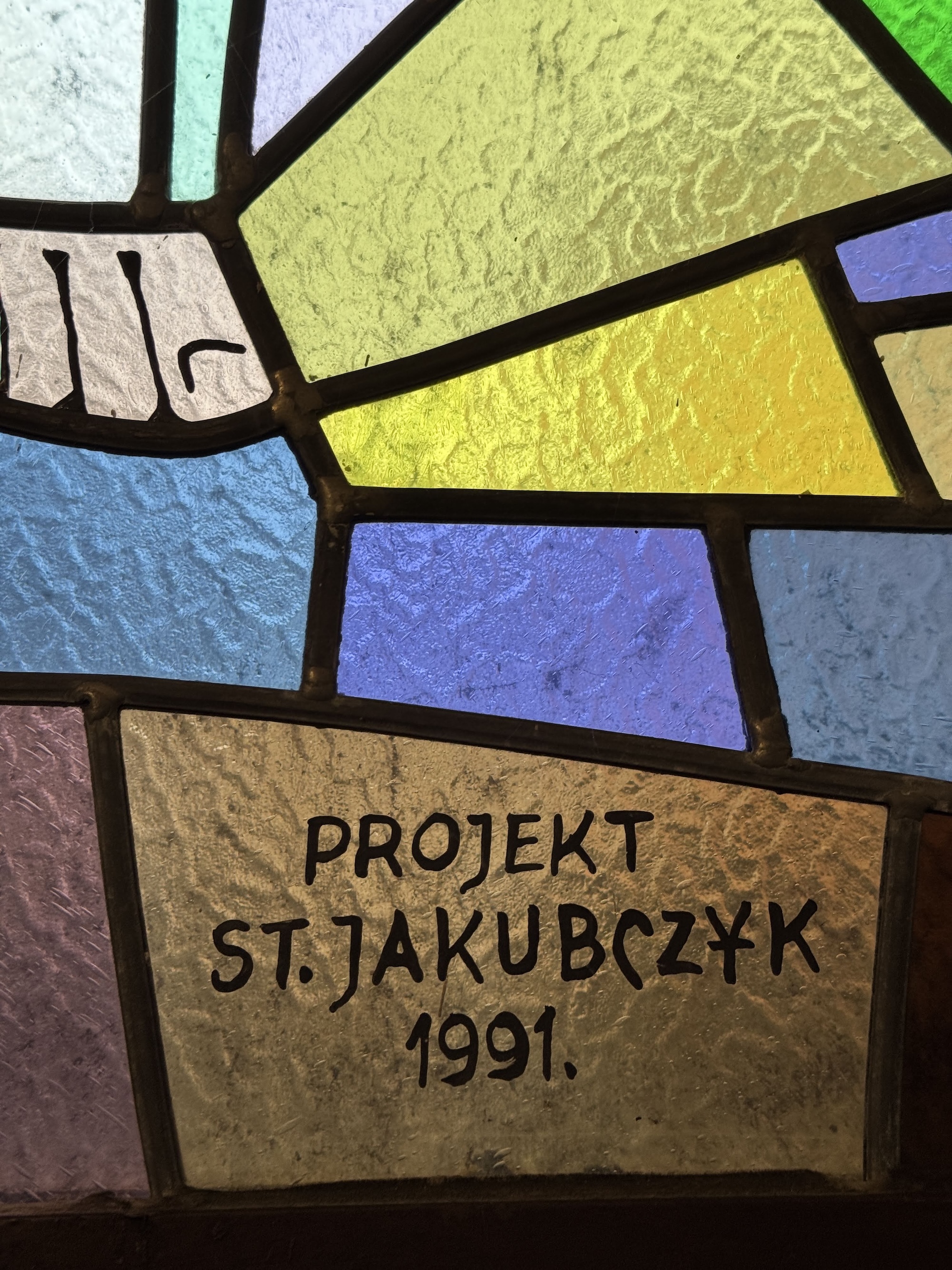 Photo showing Witraże Stanisława Jakubczyka w klasztorze cystersów w Stičnej