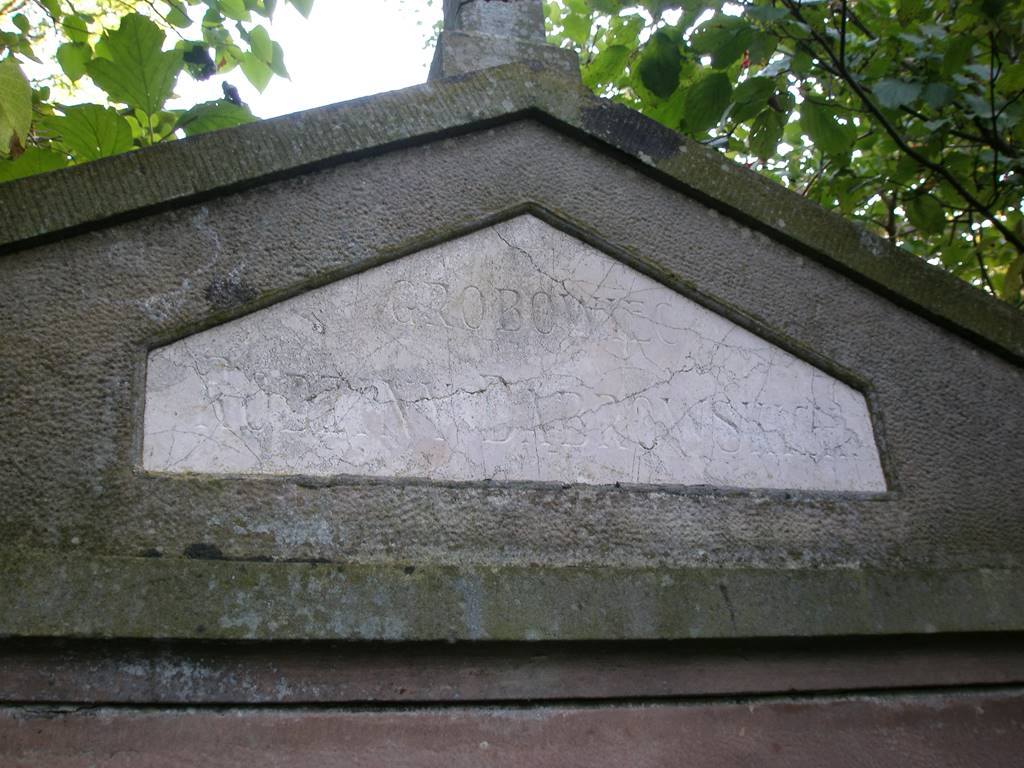 Tombstone of the Dąbrowski family, cemetery in Leszczańce, as of 2006