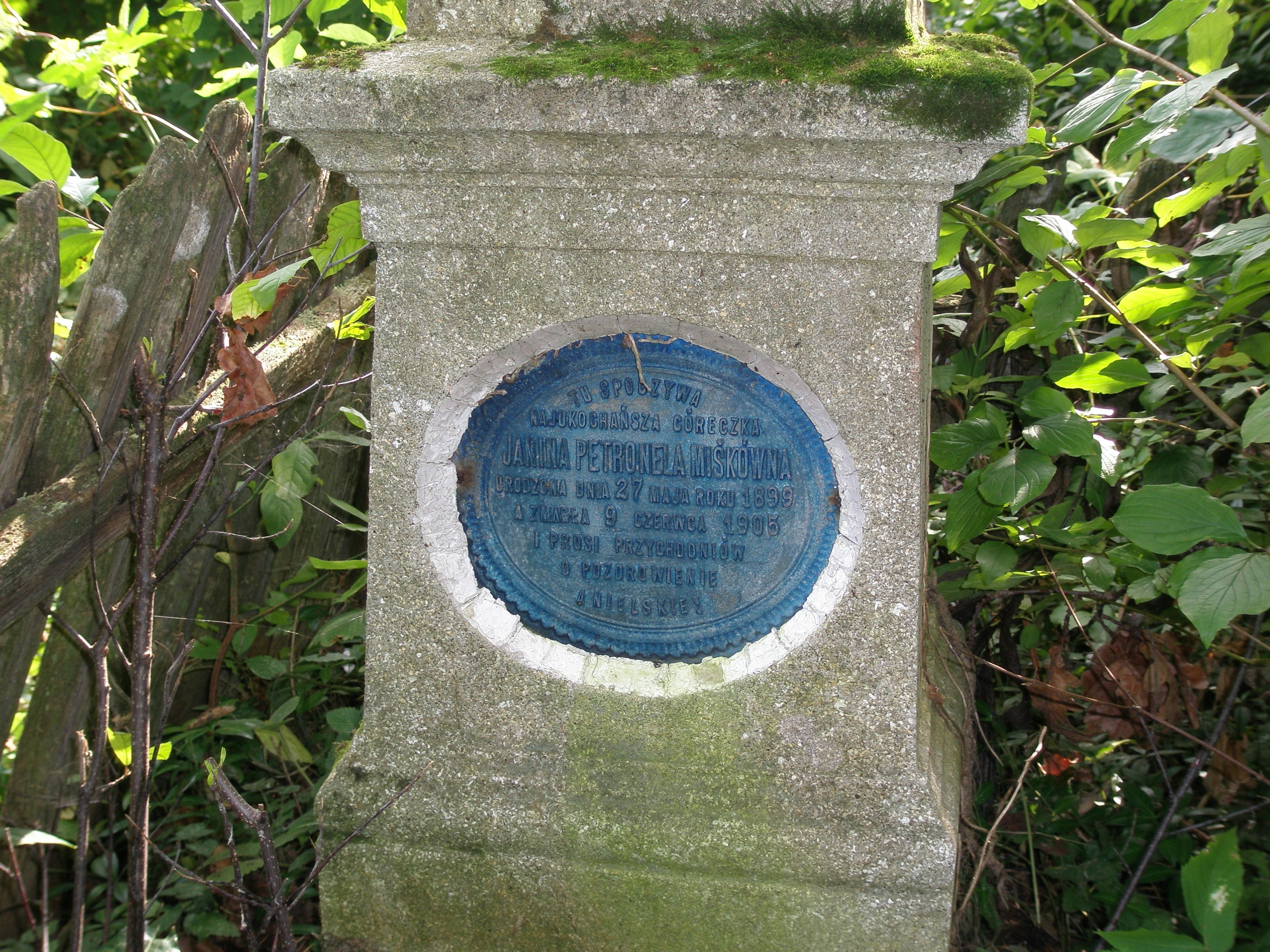Gravestone inscription of Janina Petronela Miś, as of 2006