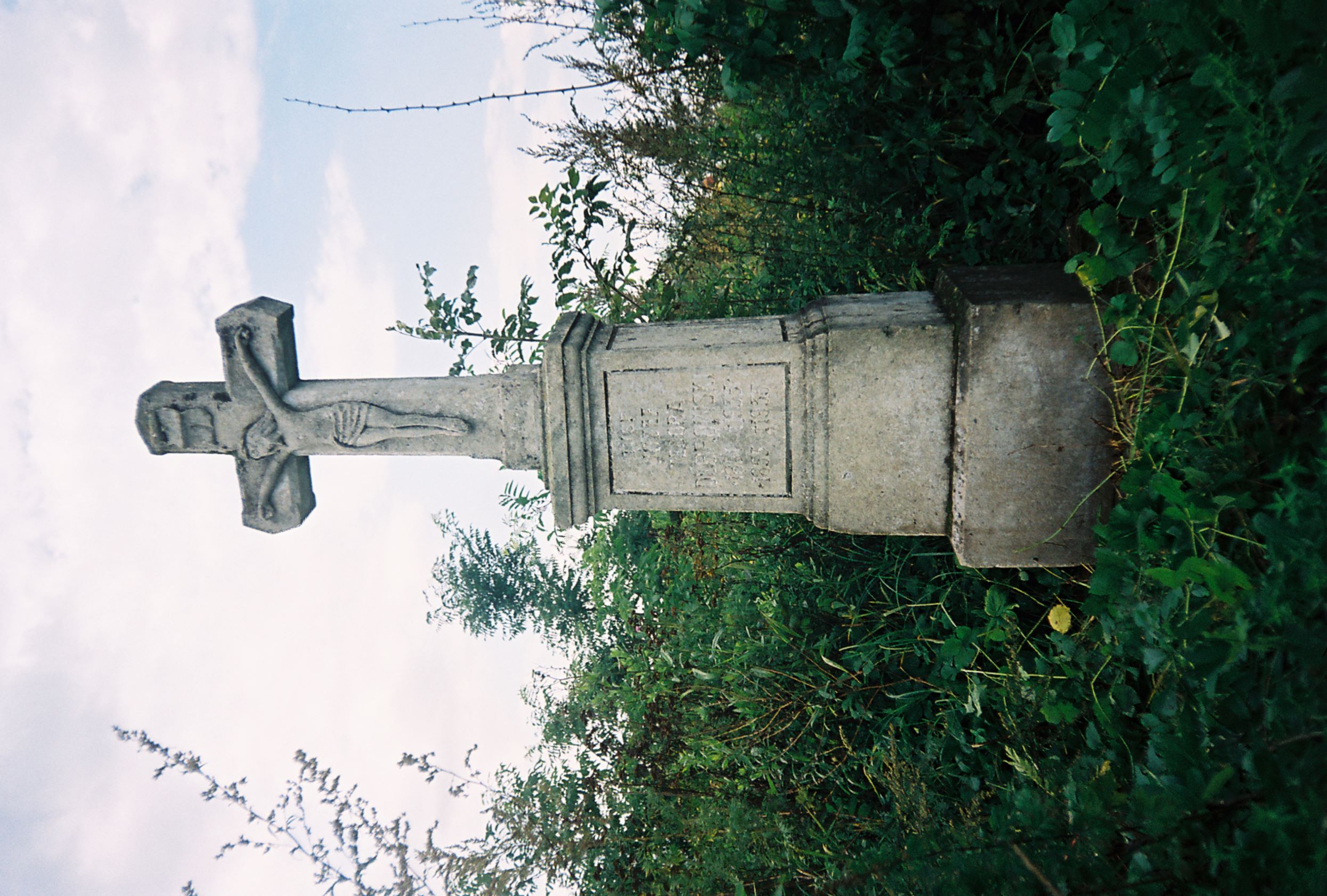 Nagrobek Teodory i Józefa Dębrowskich, cmentarz w Petlikowcach Nowych, stan z 2006 r.
