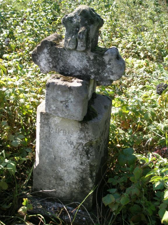 Tombstone of Mikołaj Jaszczyszyn, cemetery in Pilawa, as of 2006