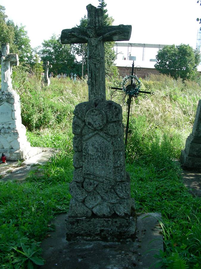 Tombstone of Jan Pławiak, cemetery in Podzameczek, state from 2006