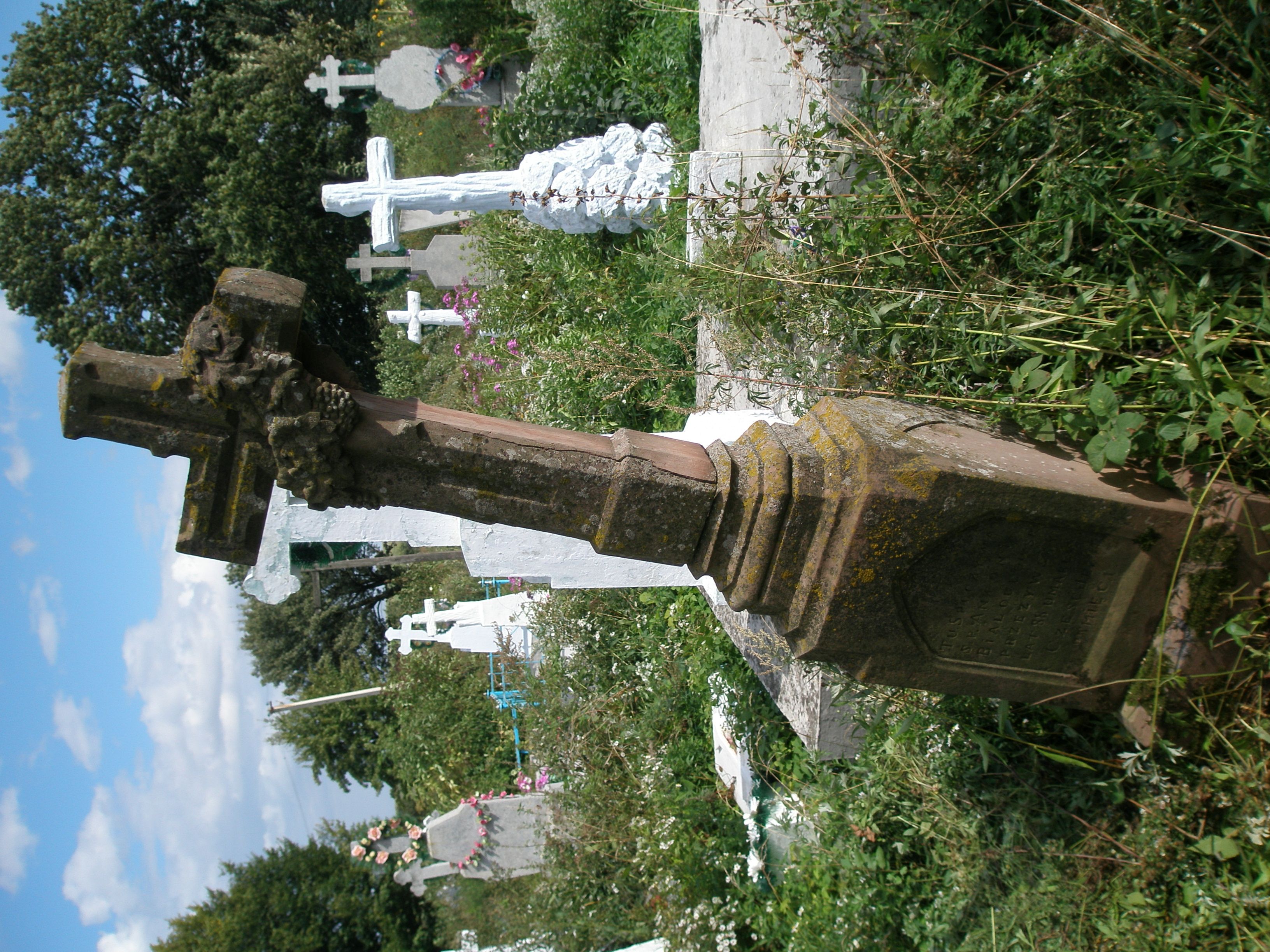 Tombstone of Antoni Bialoglovský, cemetery in Medvedovce, state from 2006