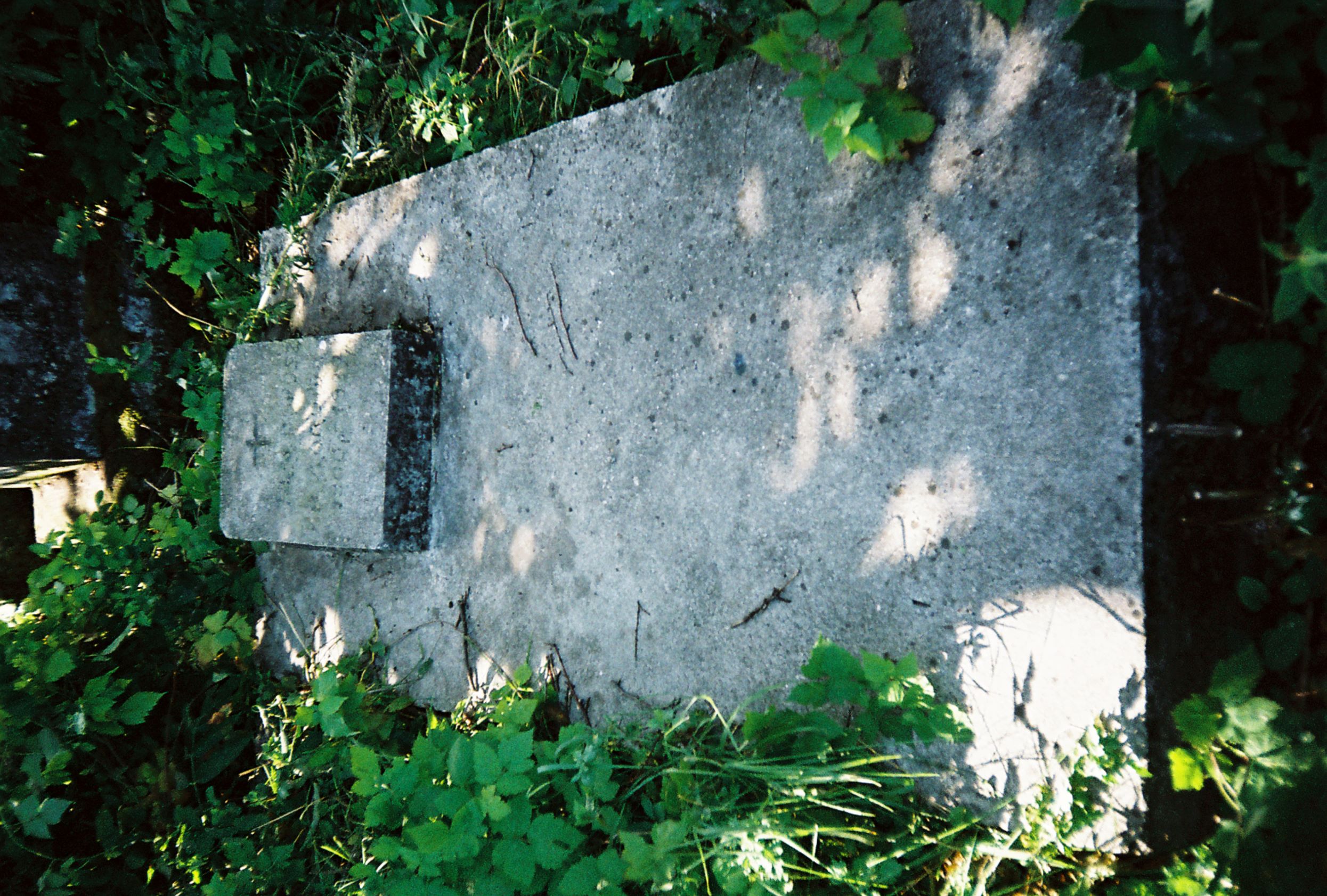 Tombstone of Jan Dobosz, cemetery in Medvedovce, as of 2006.