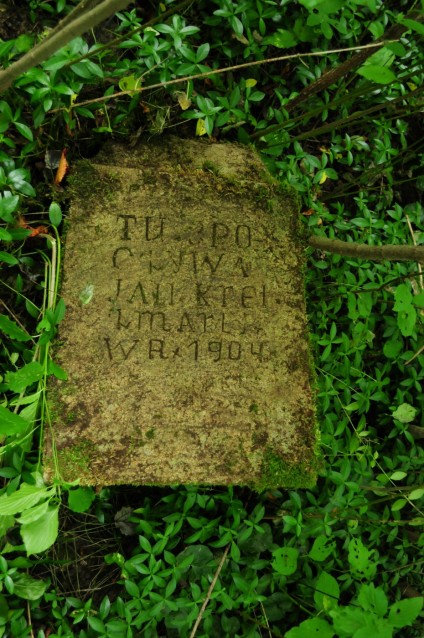 Nagrobek Jana Kreta, cmentarz w Puźnikach