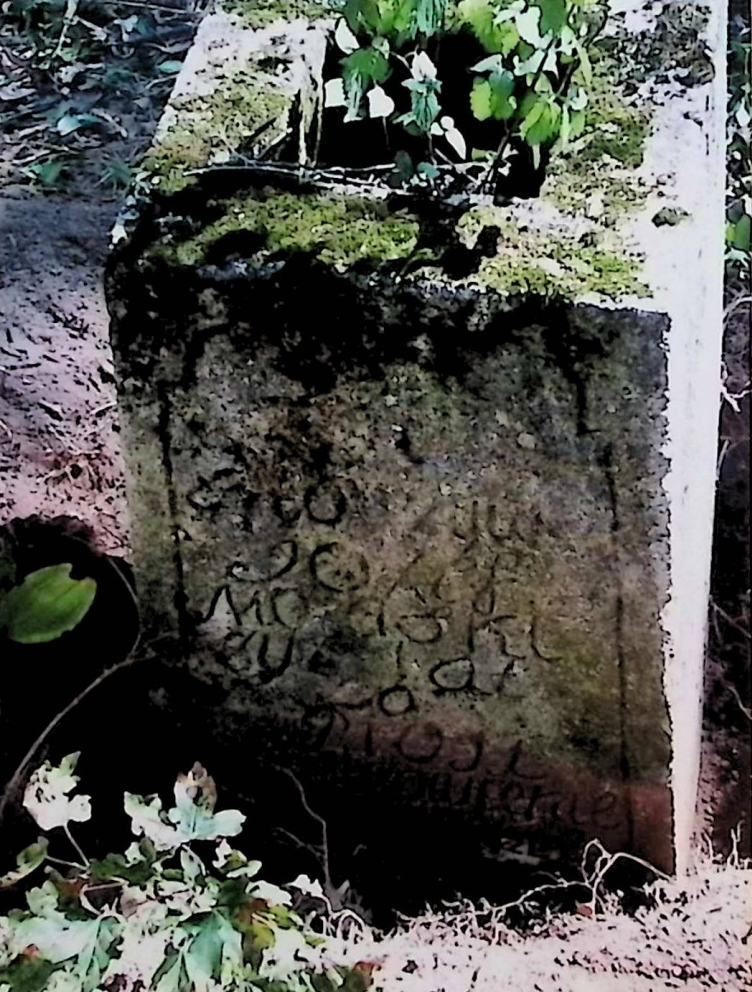 Fotografia przedstawiająca Tombstone of Augusta and Josef Mo[r]aski