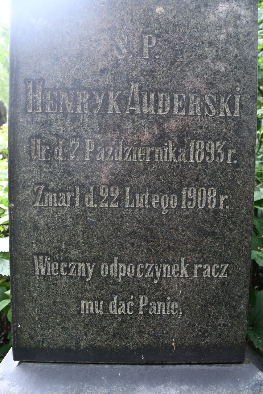 Photo montrant Tombstone of Henryk Auderski