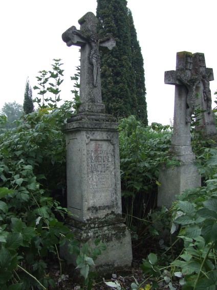 Nagrobek Michała Machaja, cmentarz miejski w Buczaczu, Ukraina