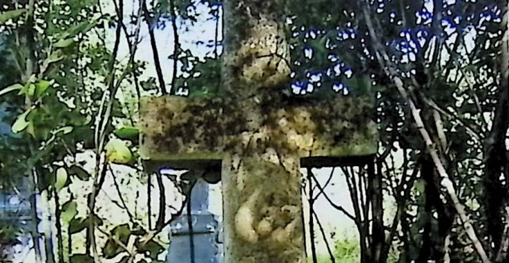 Photo montrant Tombstone of Agnes and Francis Grzesioski