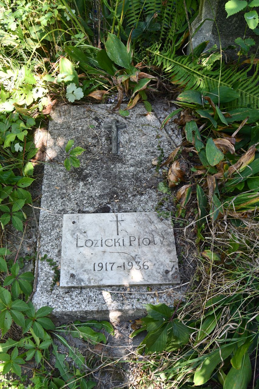 Photo montrant Tombstone of Piotr Łozicki