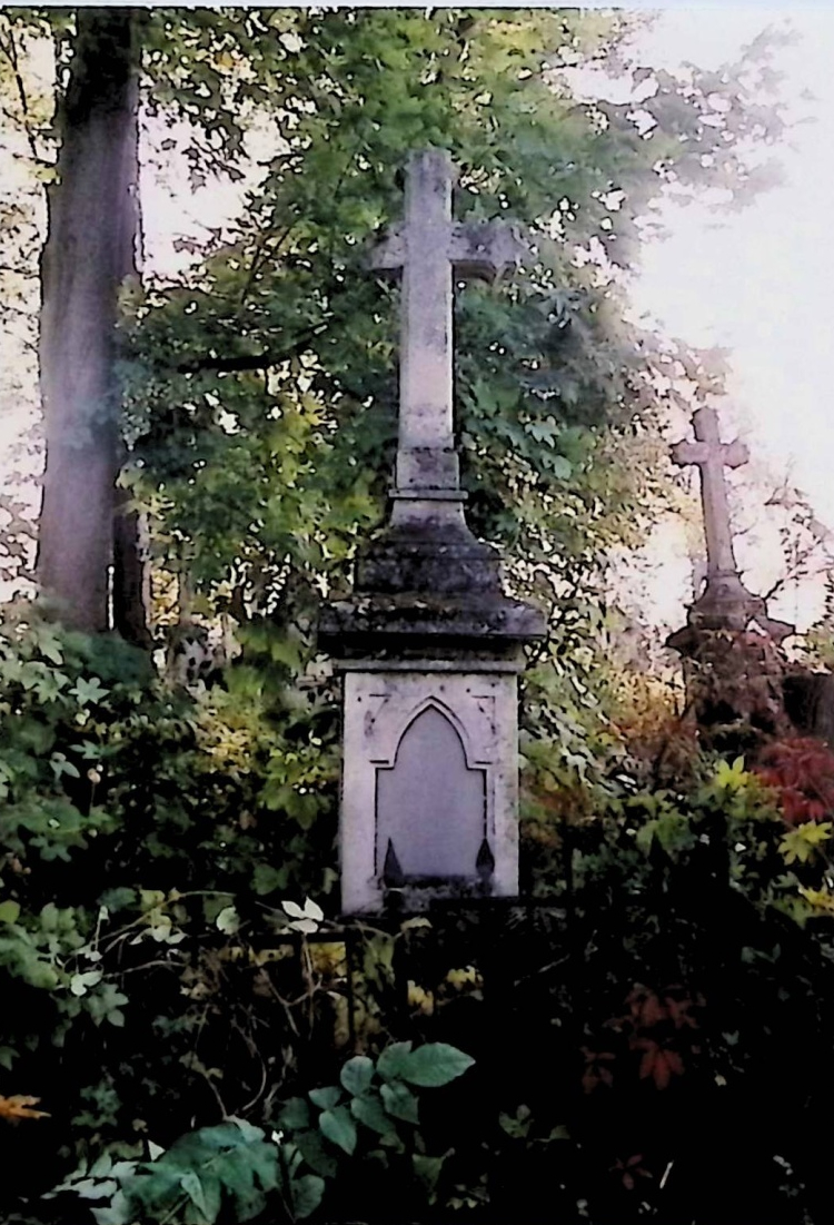 Photo montrant Tombstone of Maria Konasiewicz and Karolina Łuczyńska