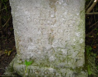 Nagrobek [Kazim]iery […], cmentarz w Dupliskach, stan z 2005