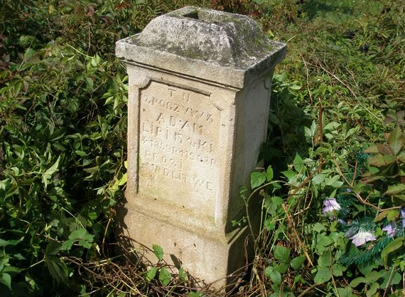 Tombstone of Adam Lipinski, Jazlovets cemetery, Ukraine