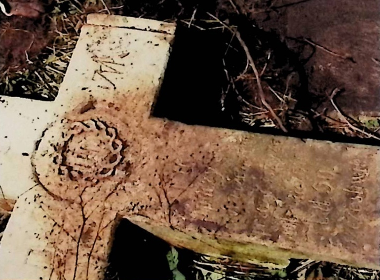 Photo showing Tombstone of Ignacy and Wiktoria Podbielski