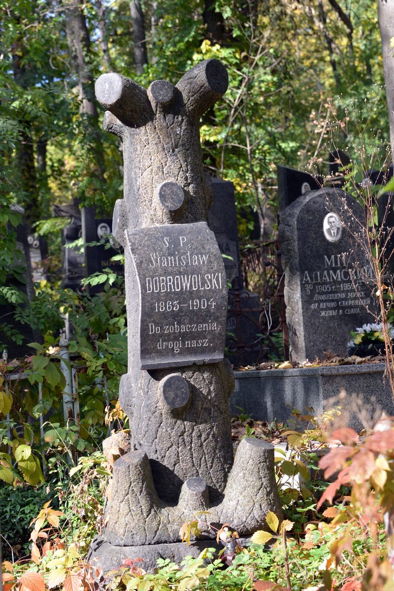 Tombstone of Stanisław Dobrowolski