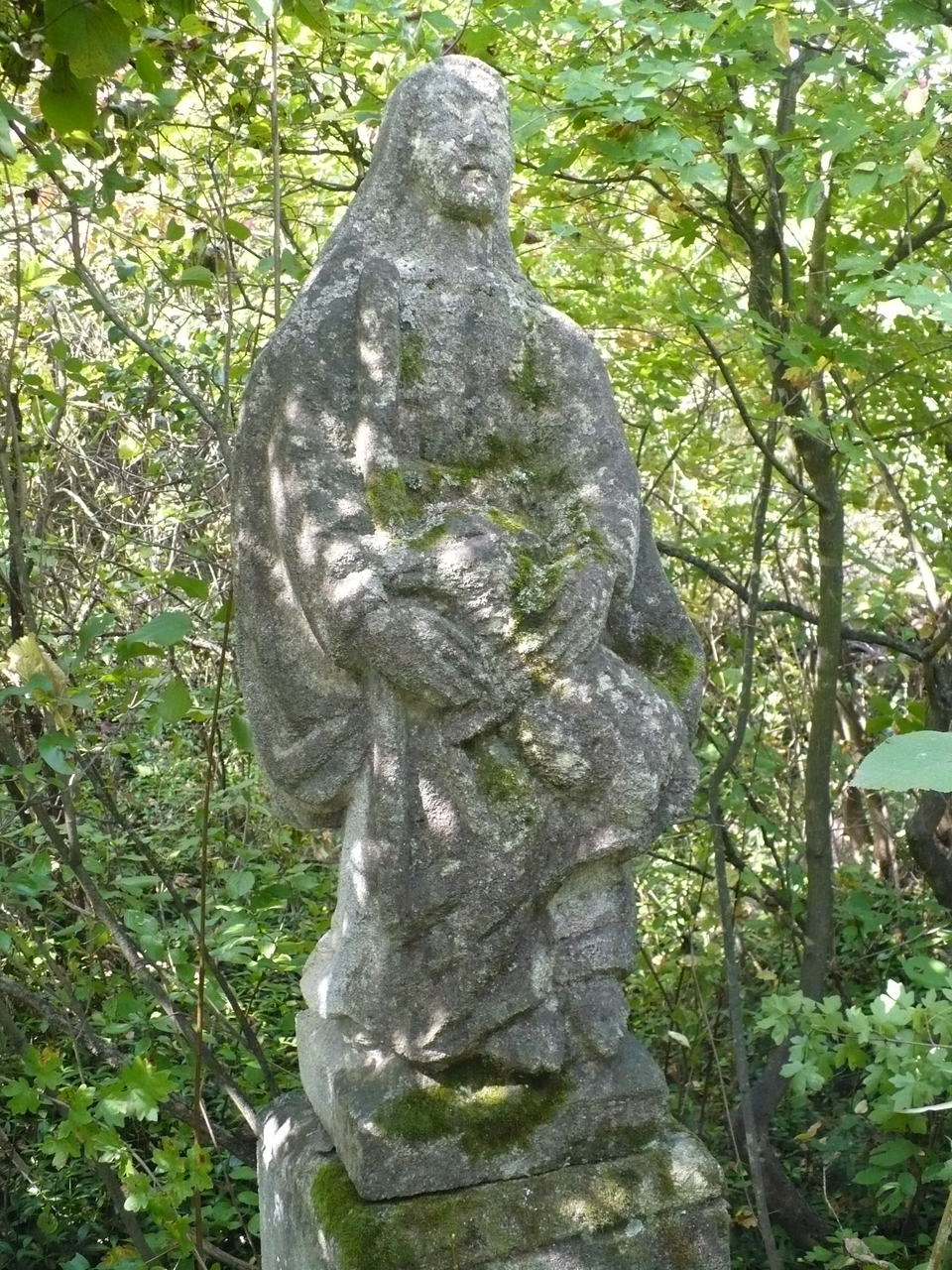 Nagrobek Agnieszki Smolińskiej, cmentarz w Czerwonogrodzie (Nyrkowie), stan z roku 2005