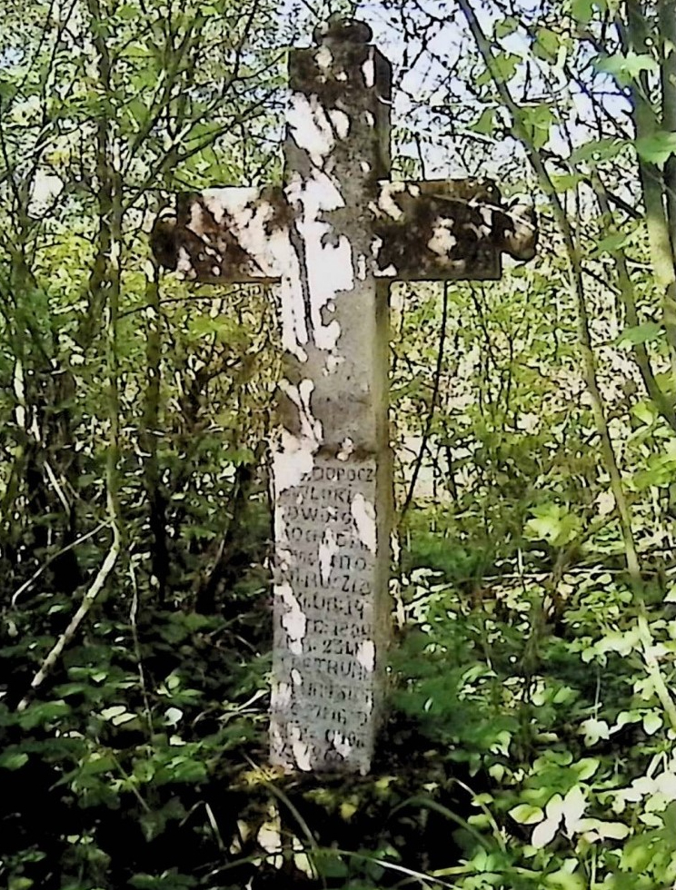 Photo showing Tombstone of Antoni and Petronela Ruszczycki